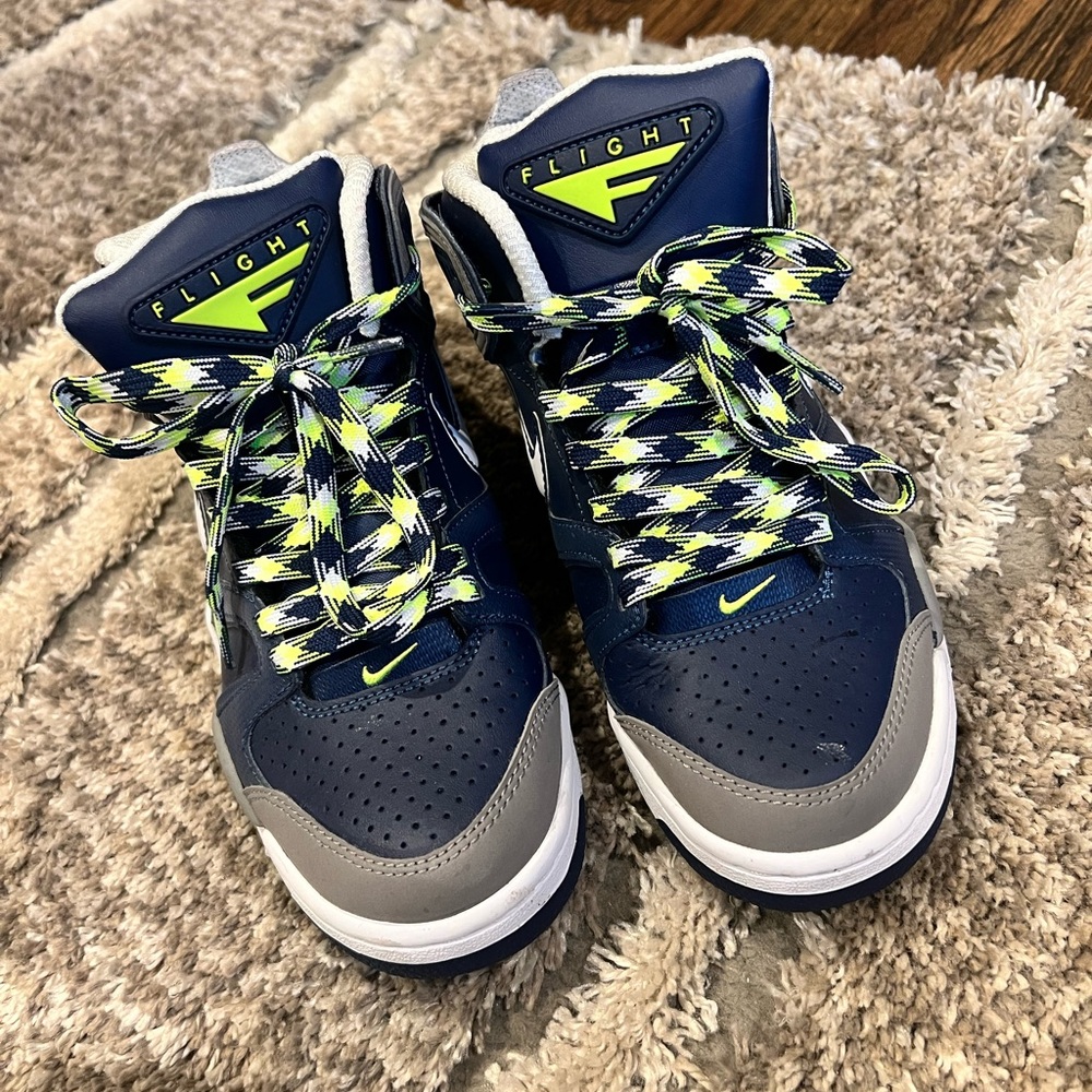 Nike boys sneakers